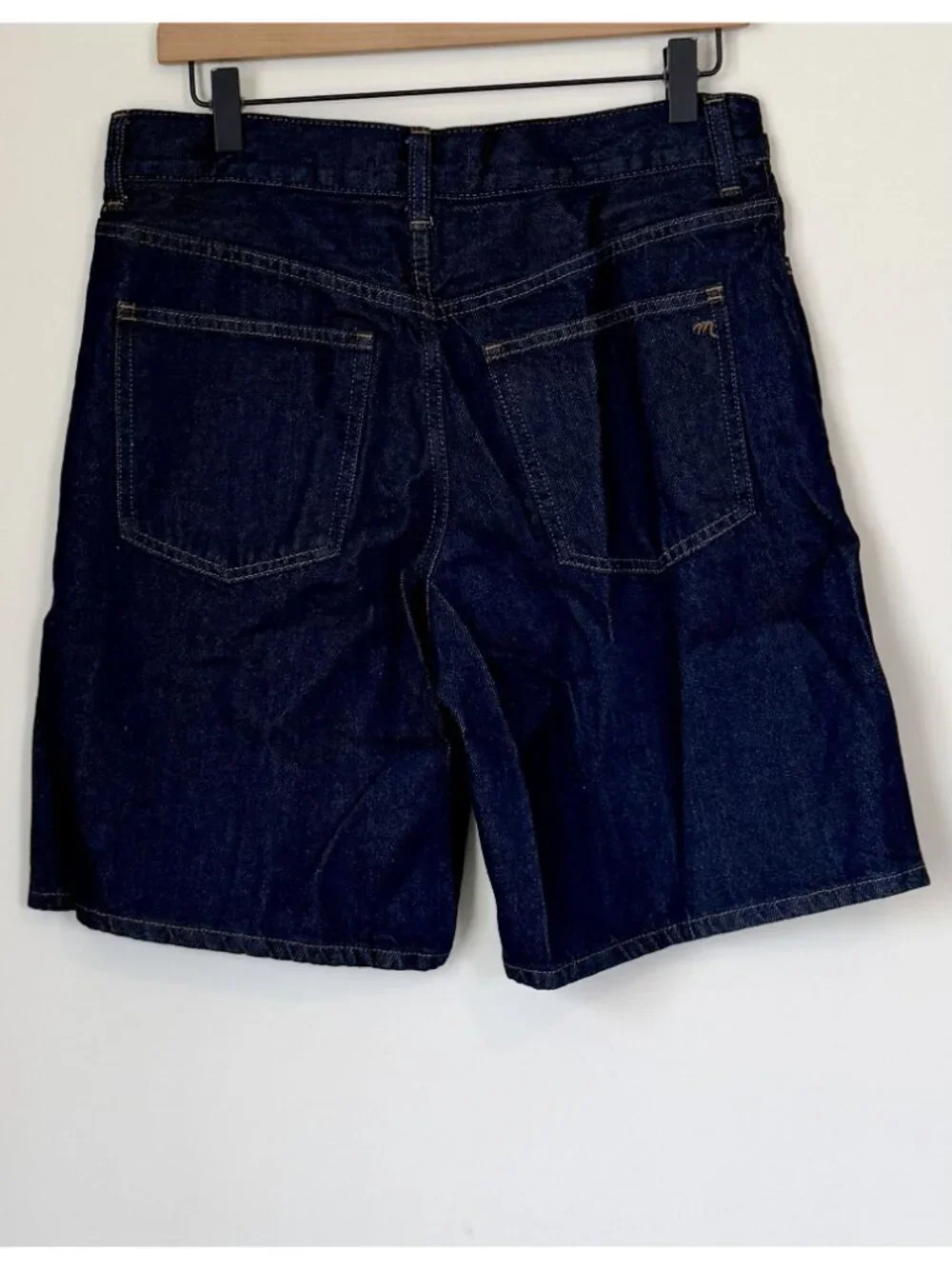 NWT Madewell The 1997 Denim Bermuda Short in Bronxville Wash Rigid - Size: 27